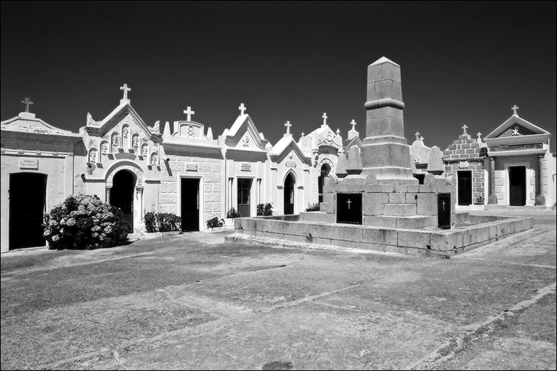 Bonifaçio - Old Military Cementery