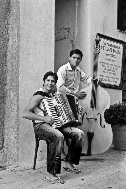 Bonifaçio - Street Musicians