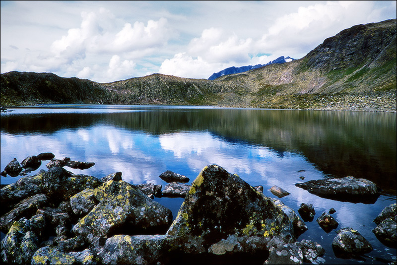 Besseggen - Silence, Lake and Sky